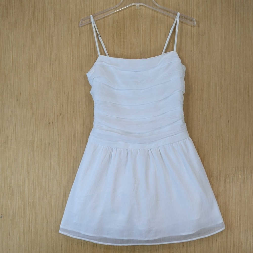 Hollister Womens Preppy Coquette Feminine White Mini Dress Medium Tall Smocked